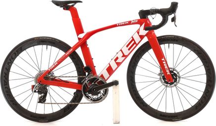 Produit reconditionné · Trek Madone SLR 9 Disc AXS 12V · Rouge / Vélo de route | Très bon état