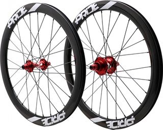 Paar Pride Gravity/Control UD Gloss Carbon Disc wielen 28H Red Hub
