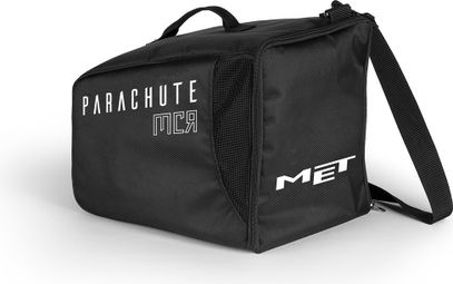 Met helmtas voor Parachute MCR