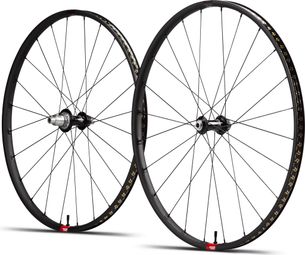 Paire de Roues Reserve 22 Carbone DT 350 700 | 12x100 - 12x142 mm | CenterLock