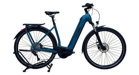 Produit reconditionné . cube kathmandu hybrid one 750 shimano deore 2024 . vélo électrique . cube . très bon état