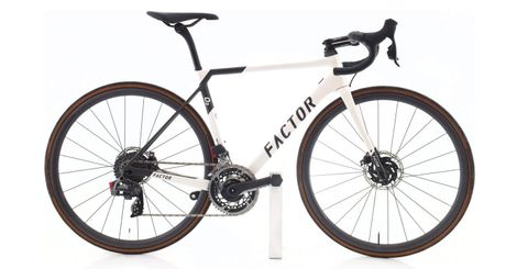 Produit reconditionné · factor o2 axs 12v · blanc / vélo de route / factor | très bon état