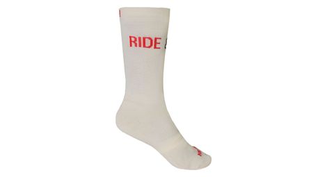 Chaussettes+de+cyclisme+hautes+avec+grilles+brodees+cream+flow+mooquer+beige