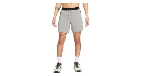 Nike dri-fit trail second sunrise 18cm khaki grey shorts