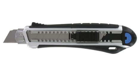 Cutter a lame retractable var