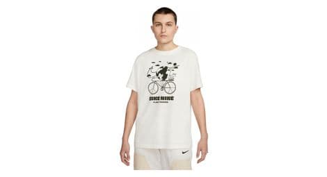 T shirt manches courtes nike sw earth day blanc femme