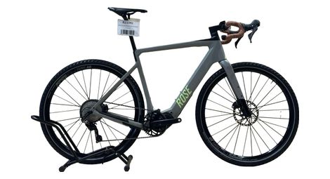 produit reconditionné . Rose Backroad Plus GRX RX600 Shimano GRX 2023 . Vélo gravel électrique . Rose . très bon état