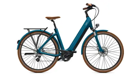 O2 feel iswan city boost 6.1 univ shimano altus 8v 540 wh 26'' azul cobalto  bicicleta eléctrica urbana