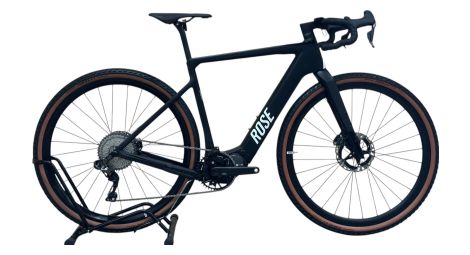 produit reconditionné . Rose Backroad Plus GRX RX810 Di2 Shimano 2022 . Vélo gravel électrique . Rose . très bon état