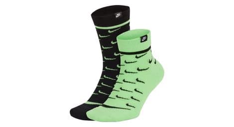 Paires de chaussettes nike sportswear snkr vert noir