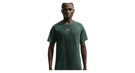 nike stride black men s running t shirt