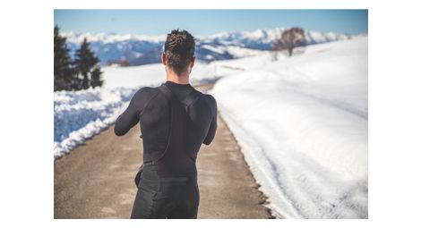 Baselayer Langarm Revolution Schwarz