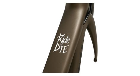 Autocollant vélo  ride or die  – etanche – 5,6×8 cm – blanc