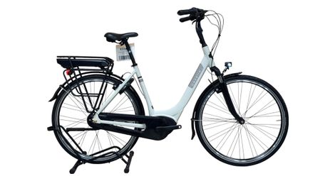 Produit reconditionné . gazelle paris c7+ hmb shimano nexus 2023 . vélo électrique . gazelle . très bon état