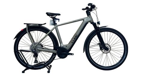 produit reconditionné . Cube Kathmandu Hybrid Pro 750 Shimano 2024 . Vélo électrique . Cube . très bon état