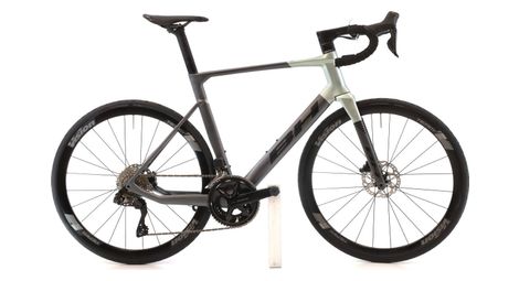 Produit reconditionné · BH RS1 4.0 Di2 12V · Gris / Vélo de route | Très bon état