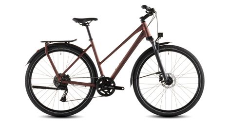 Bicicletta da trekking Cube Kathmandu Pro Trapeze con cambio Shimano Cues 10S, manubrio da 700 mm, colore rosso-arancio "Sun Glow", modello 2026