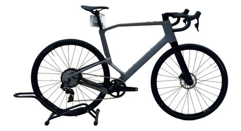 produit reconditionné . Rondo Ruut CF1 G2 Sram Rival XPLR AXS 2025 . Vélo de gravel . Rondo . très bon état