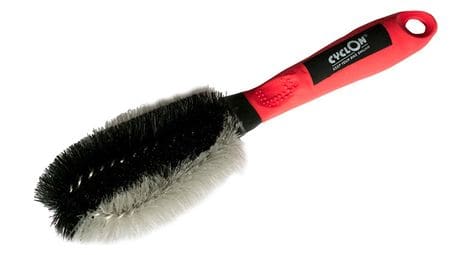 Cyclon brosse pour roues et composants