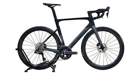 produit reconditionné . Benotti Fuoco Aero Disc Shimano Ultegra Di2 2022 . Vélo de Route . Benotti . très bon état