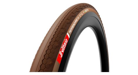 Neumático Vittoria Terreno Pro T10 Hardpack Gravel Race 700 mm para grava, tubeless ready, plegable, con cinturón antipinchazos, formulación para competición, flanco marrón beige natural.