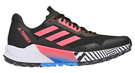 Chaussures de trail running femme adidas terrex agravic flow 2 noir rouge