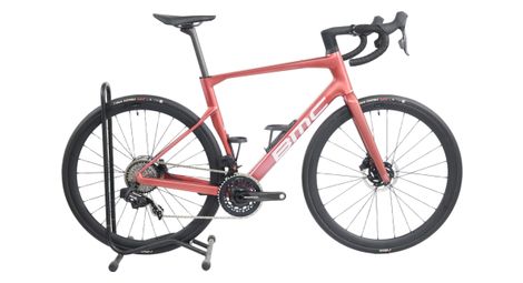 Produit Reconditionné · Vélo de route BMC Roadmachine 01 Three 2024 · Très bon état