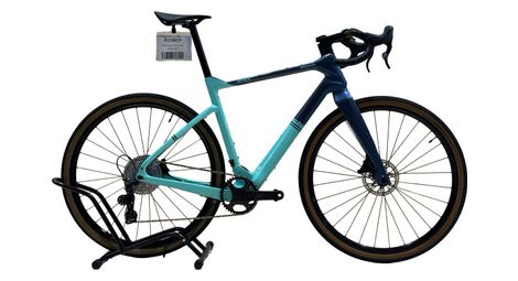 produit reconditionné . Bianchi Arcadex Ekar Campagnolo 2023 . Vélo de gravel . Bianchi . très bon état
