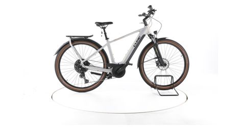 Cube — Cube touring hybrid pro trekking e bike - tres bon etat