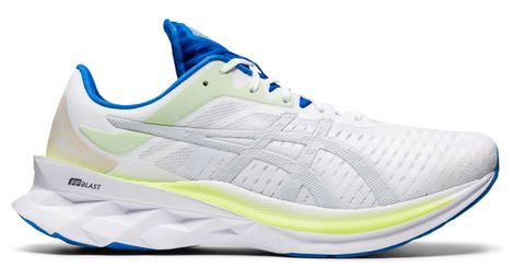 Chaussures Asics Novablast