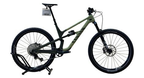 produit reconditionné . Canyon Spectral 29 CF 7 Shimano SLX 2022 . VTT . Canyon . très bon état