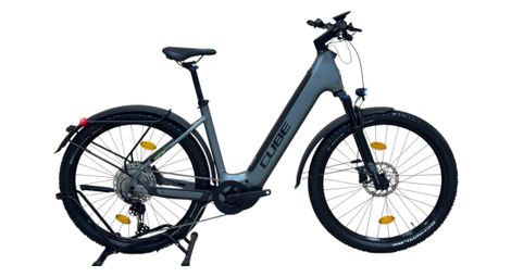 Produit reconditionné . cube reaction hybrid pro 750 allroad shimano deore 2024 . vtt électrique . cube . très bon état