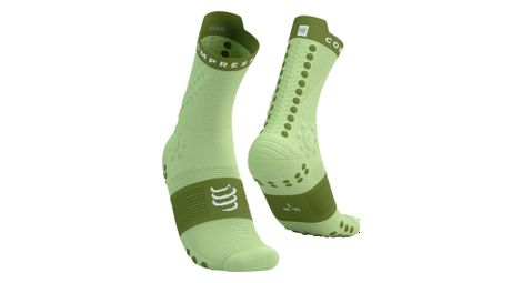 Calcetines de trail compressport pro racing v4.0 verde