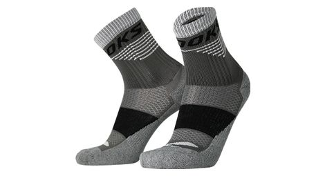 Brooks high point trail crew black unisex socks