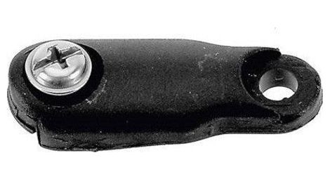 Pince d'ailes entre la fourche et la tige