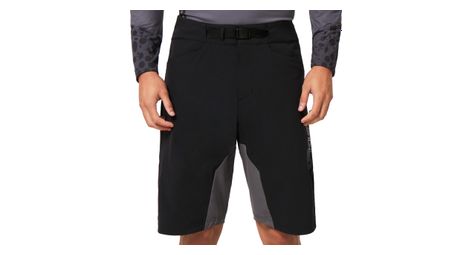 Oakley seeker 75 mtb shorts schwarz 36 us