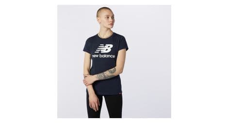 T-shirt femme essentials stacked