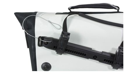 Ql2 Ql2 1 Diebstahlsicherung Fur Ortlieb Hinterradtaschen Ohne Vorhangeschloss