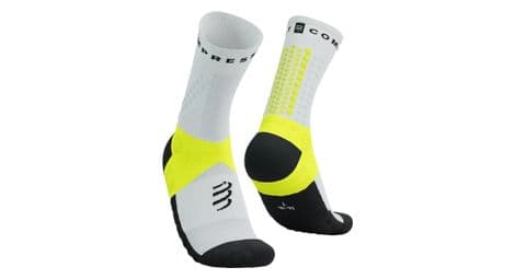 Chaussettes compressport ultra trail socks v2.0 hight blanc/noir/jaune