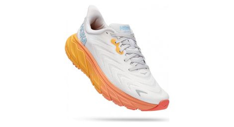 Hoka One One Arahi 6 - femme - blanc