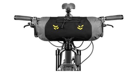 Apidura backcountry handlebar pack 7l