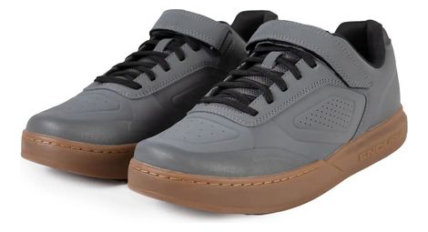 endura hummvee clipless gray flat pedal mtb shoes