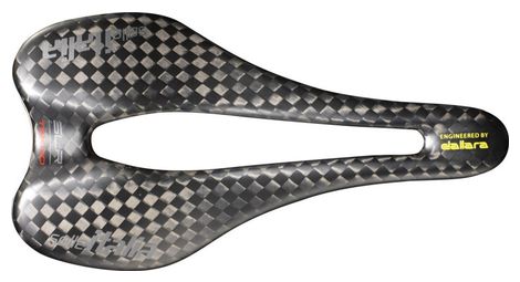 selle italia slr boost tekno superflow saddle black