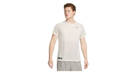 Camiseta de manga corta nike dri-fit adv run division techknit blanca