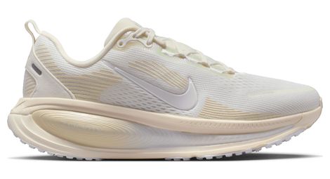 nike vomero 18 women s running shoes in white pink silver