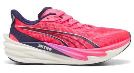 Puma Deviate Nitro 4 Hyrox Laufschuhe für Damen in Rosa