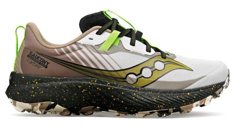 Chaussures de trail saucony endorphin edge blanc marron noir