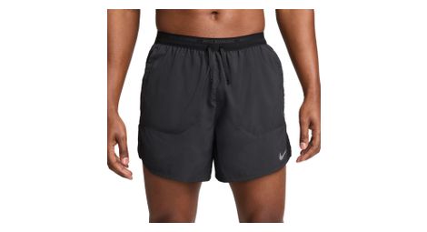 nike stride 5 inch shorts for men black