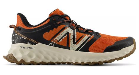 New balance fresh foam garoé negro/naranja/beige zapatillas de trail para hombre