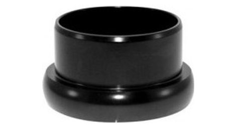 First cuvette inférieure externe